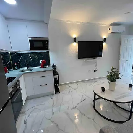 Stunning One-bedroom In Torrevieja! Apartment